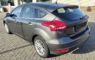 Ford Focus Ford Focus Lim. Cool & Connect picture 3