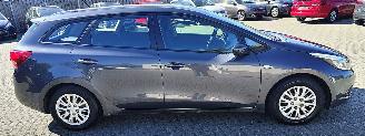 Kia Cee d Kia Ceed Sportswagon Dream Team picture 5