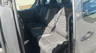 Peugeot   picture 16
