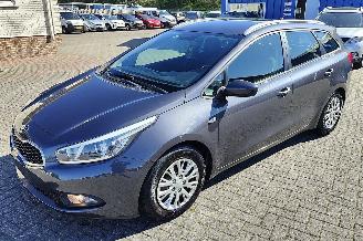 Unfallwagen Kia Ceed KIA Ceed Sportswagon 1,4 Dream Team 2015/5