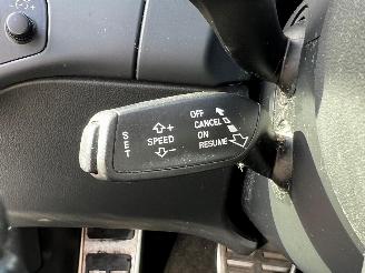 Audi A4 Avant 3.0 TDI picture 12