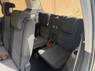 Volkswagen Touran 1.2 TSI 7 Persoons picture 14