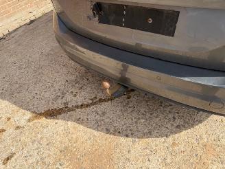 Volkswagen Touran 1.2 TSI 7 Persoons picture 7