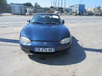 Auto incidentate Mazda MX-5  2000/4