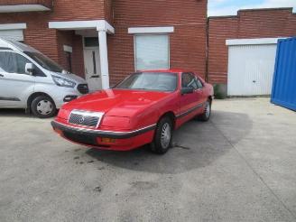 Voiture accidenté Chrysler Le-baron  1992/5