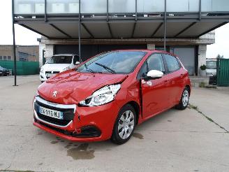 Unfallwagen Peugeot 208  2018/5