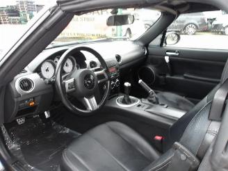 Mazda MX-5  picture 2
