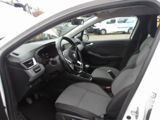 Renault Clio  picture 22