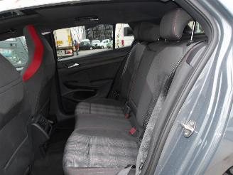 Volkswagen Golf 2.0  GTI picture 21