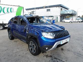 Vaurioauto  passenger cars Dacia Duster  2021/3