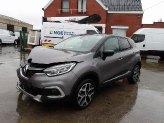 Coche accidentado Renault Captur  2017/5