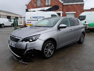 Peugeot 308  picture 8