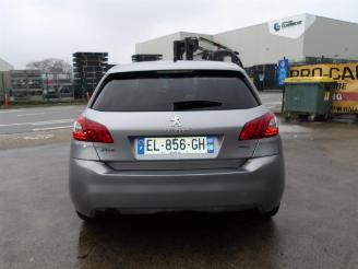 Peugeot 308  picture 5