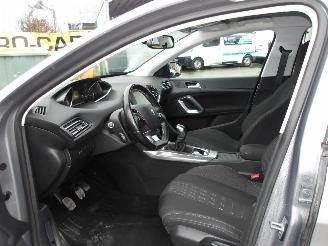 Peugeot 308  picture 13