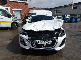 Peugeot 208  picture 9