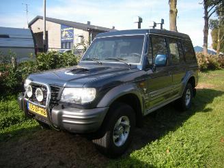 Schade bestelwagen Hyundai Galloper 2.5 TCI High Roof exceed uitvoering met oa airco, 4wd enz 2002/8