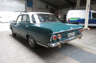 Opel Rekord SEDAN UITVOERING, BENZINE picture 2