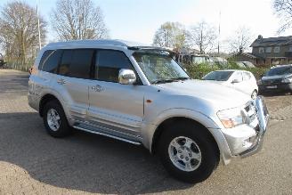 Mitsubishi Pajero PAJERO 3.2 DI GLS LBHR LONG BODY 4X4 AIRCO picture 12