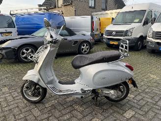 Piaggio  VESPA PRIMAVERA SNORSCOOTER picture 2