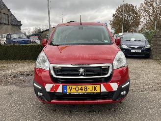 Peugeot Partner 120 1.6 BlueHDi 100 L1 Premium Pack, navigatie, airco, pdc, enz enz picture 13