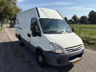 Iveco Daily 35S12 LANG + HOOG AIRCO picture 27