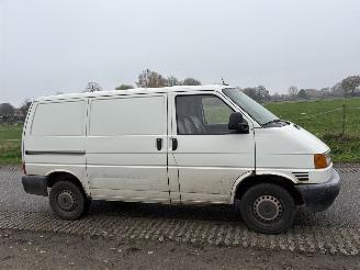 Volkswagen Transporter 1.9 TD 50KW picture 13