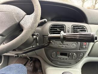 Renault Mégane Scénic 2.0 16V AUTOMAAT, CLIMA picture 11