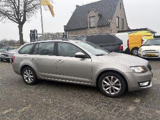 Skoda Octavia 1.2 TSI COMBI picture 16