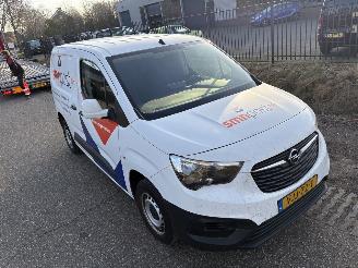 Opel Combo 1.5D L1H1 Edition airco picture 27