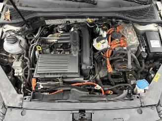 Volkswagen Passat Variant 1.4 TSI GTE Highline LEES TEKST !! MEGATRONIC DEFECT ! picture 24