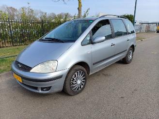 Unfallwagen Ford Galaxy 2.0 BENZINE 6 PERSOONS, AIRCO 2003/7