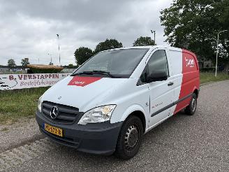 skadebil bedrijf Mercedes Vito 110 CDI GESLOTEN BESTEL 2011/9