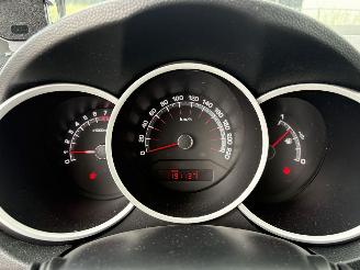 Kia Venga 1.4 CVVT Plus Pack NAVIGATIE, AIRCO, CAMERA ENZ picture 9