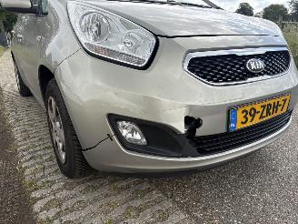 Kia Venga 1.4 CVVT Plus Pack NAVIGATIE, AIRCO, CAMERA ENZ picture 25