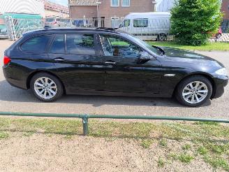 BMW 5-serie Touring 528i High Executive, 3.0 6 CILINDER BENZINE ! picture 25