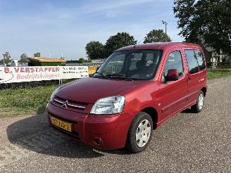 Avarii autoturisme Citroën Berlingo combi 1.4i Multispace Caractère BENZINE ! AIRCO 2006/6