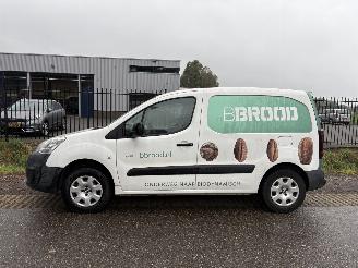 Peugeot e-Partner Electric L1 Premium airco picture 3