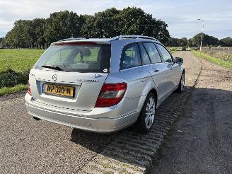 Mercedes C-klasse Estate 180 K BlueEFFICIENCY picture 19
