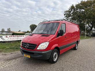 skadebil bedrijf Mercedes Sprinter 313 CDI LANG / LAAG MET AIRCO, TRAP EN IMPERIAAL, 163.000 KM N.A.P. 2012/3