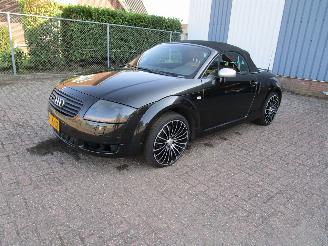 Unfallwagen Audi TT 1.8 Turbo 225 PK Cabrio Quattro 6-Bak 2002/10