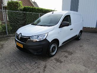 krockskadad bil bedrijf Renault Kangoo 1.5 DCI Airco Camera 6-Bak 2023/6