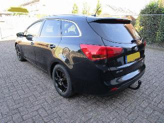 Kia Cee d 1.6 Navi Camera Clima 6-Bak picture 2