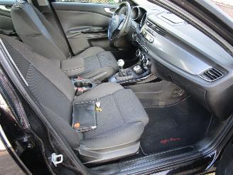 Alfa Romeo Giulietta 1.6 JTD M Clima Radio/CD 6-Bak picture 15