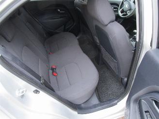 Kia Rio 1.2 Clima Radio/CD picture 15