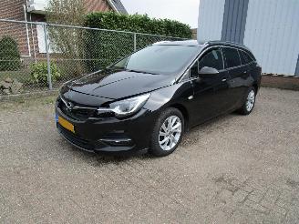 skadebil auto Opel Astra 1.2 Navi Camera Leder Clima 2021/11