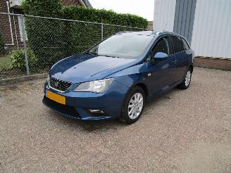 krockskadad bil auto Seat Ibiza 1.2 TSI Clima Radio/CD 2013/2
