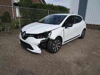 Schadeauto Renault Clio 1.0 TCE Navi Airco 91.000 KM 6-Bak 2022/11