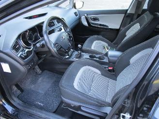 Kia Cee d 1.6 Camera Navi 6-Bak picture 15