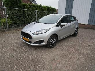 uszkodzony samochody osobowe Ford Fiesta 1.25 Airco Radio/CD 5-Drs 2016/3