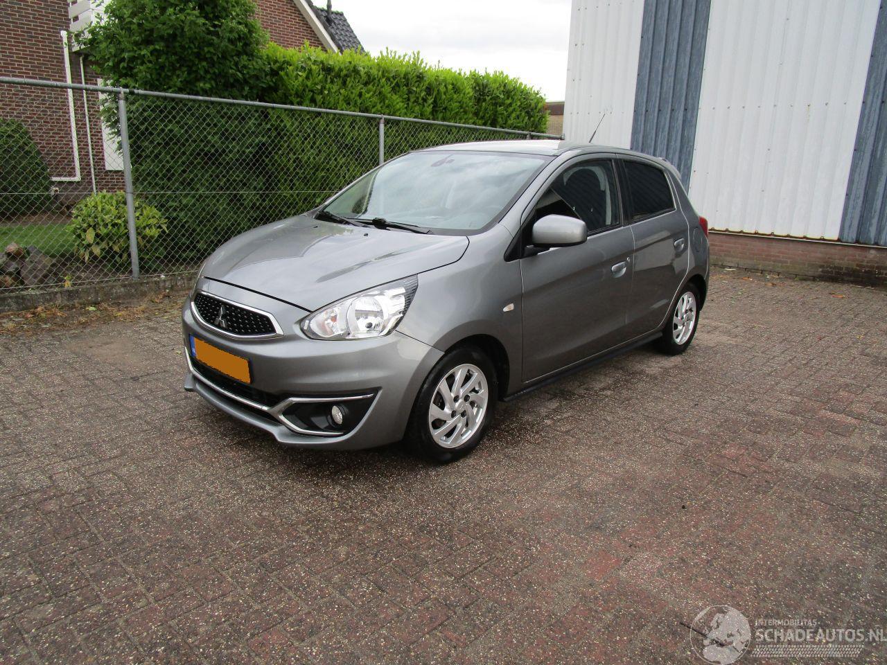 Mitsubishi Space-star 1.2 Navi Airco